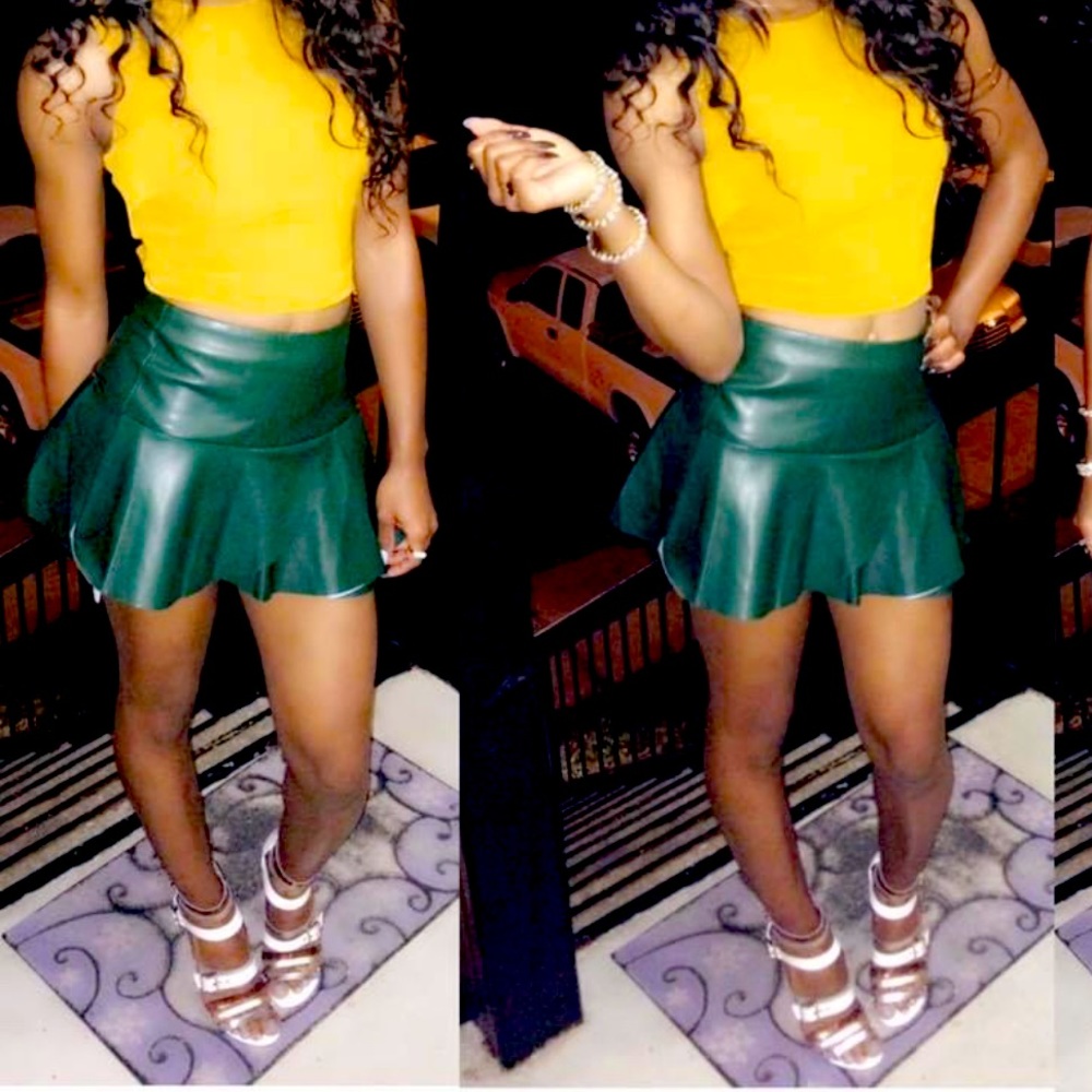 Forever 21 Forest Green Leather Skater Skirt